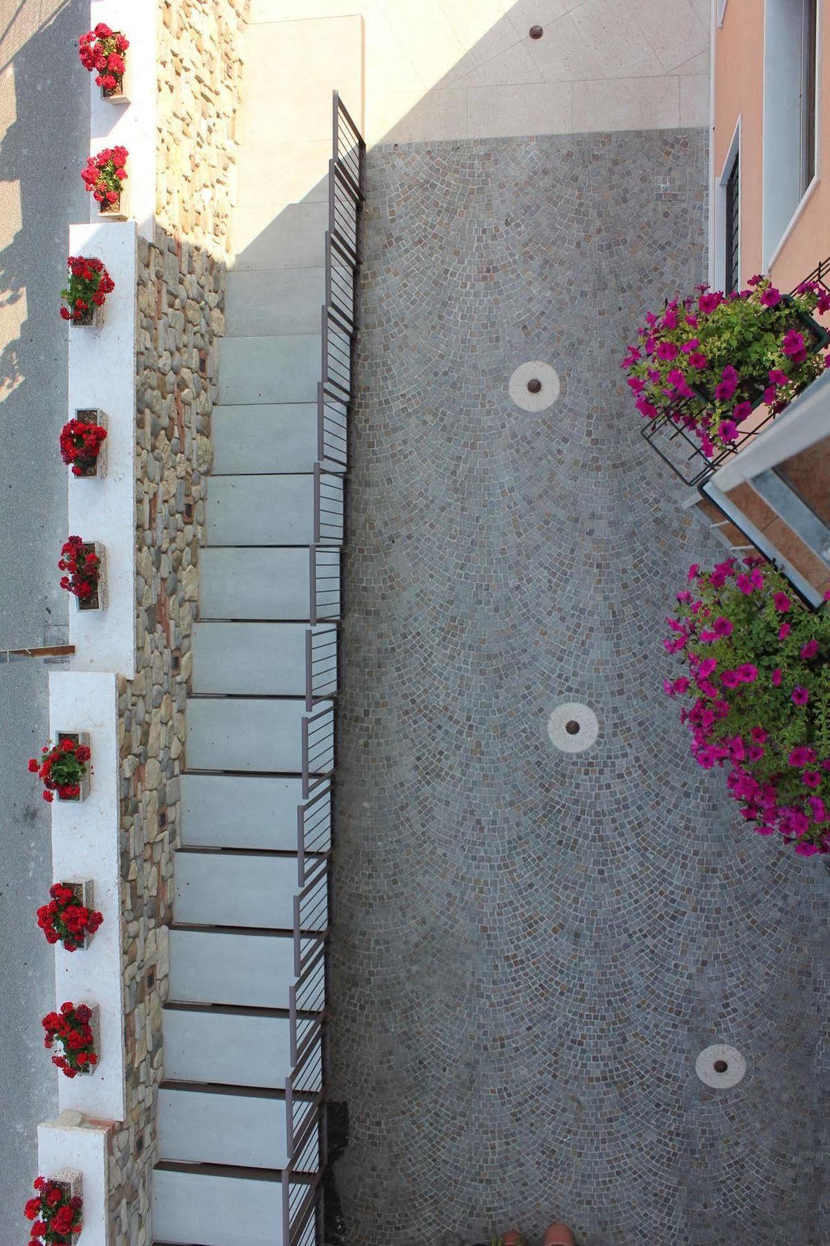 Hotel Al Sole - Enjoy Holiday Cavaion Veronese Exterior photo